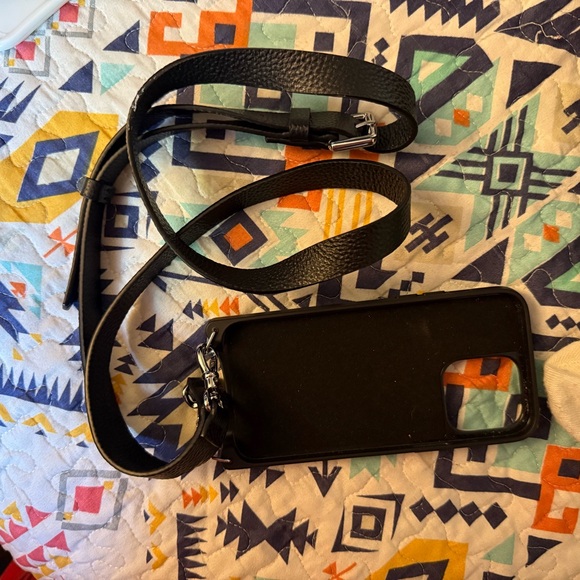 14 Max Pro Bandolier cross body phone case with strap - Picture 3 of 3
